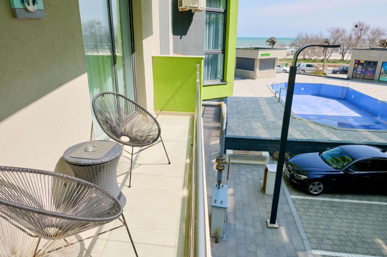 Maya Apartment- Spa N Pools Beach Resort Mamaia Eksteriør bilde