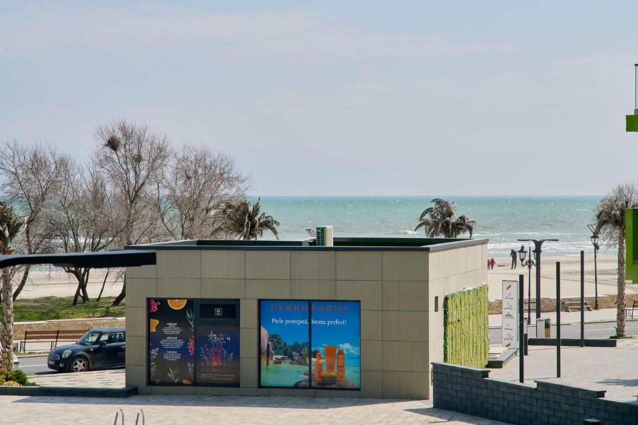 Maya Apartment- Spa N Pools Beach Resort Mamaia Eksteriør bilde