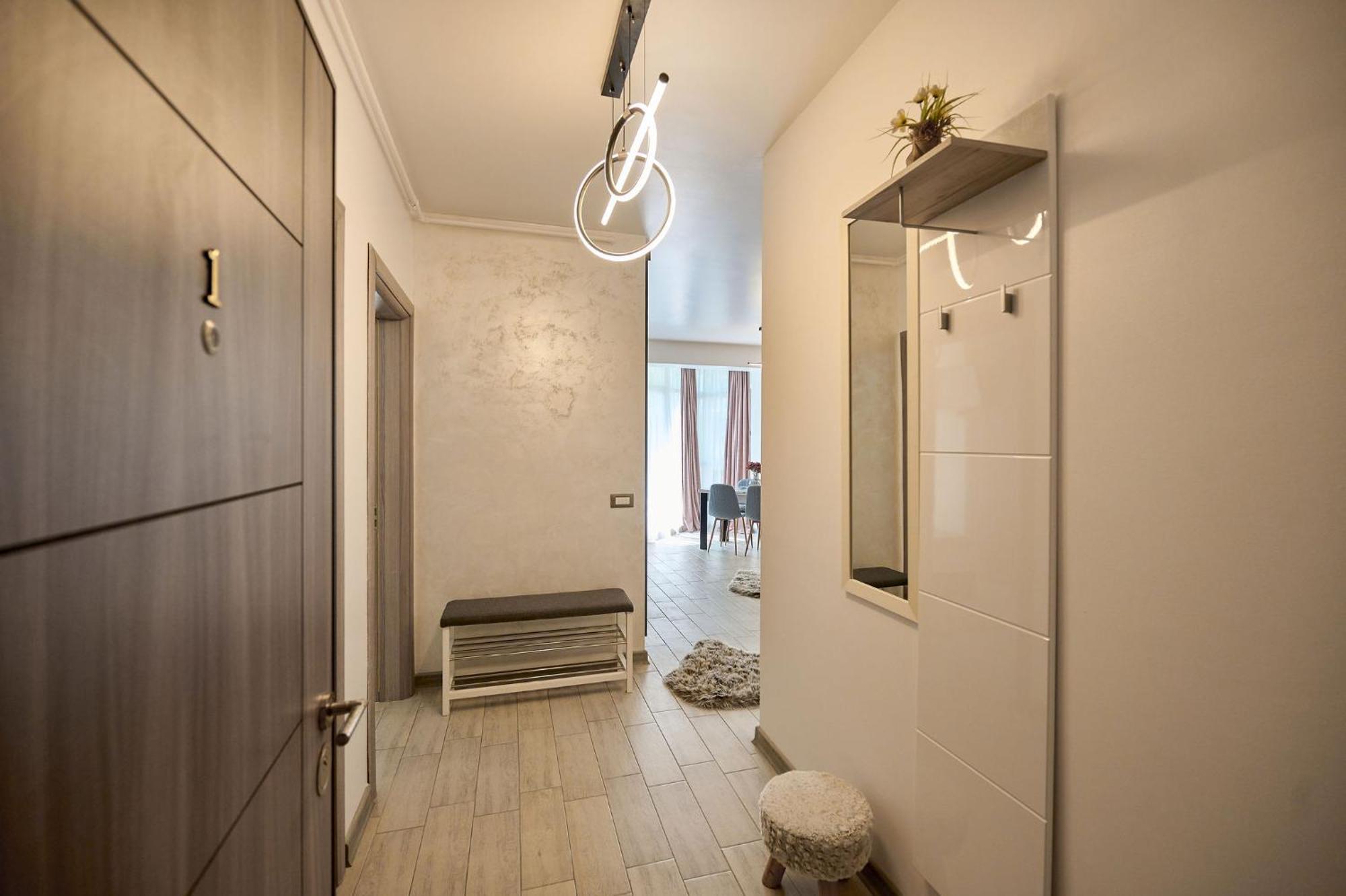 Maya Apartment- Spa N Pools Beach Resort Mamaia Eksteriør bilde