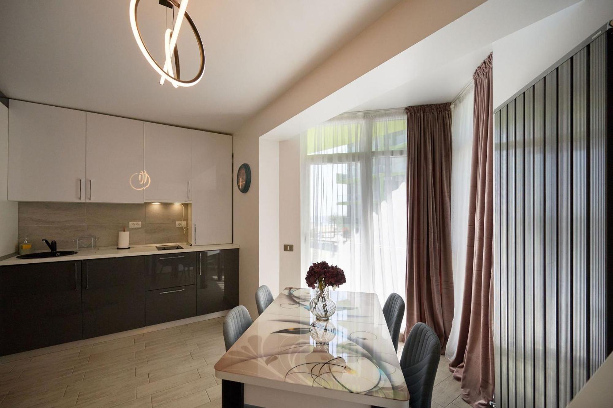 Maya Apartment- Spa N Pools Beach Resort Mamaia Eksteriør bilde